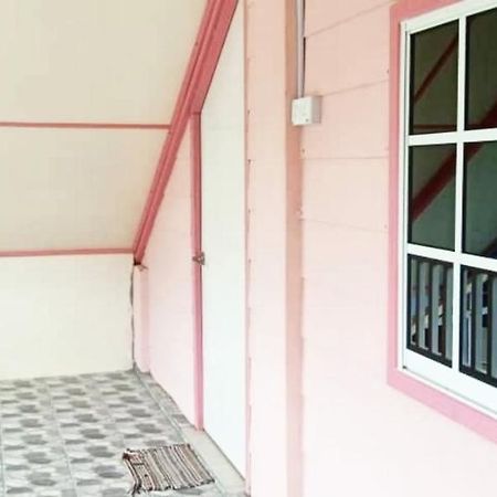 Dongorit Cabin Deluxe Room Kampong Kundassan Eksteriør bilde
